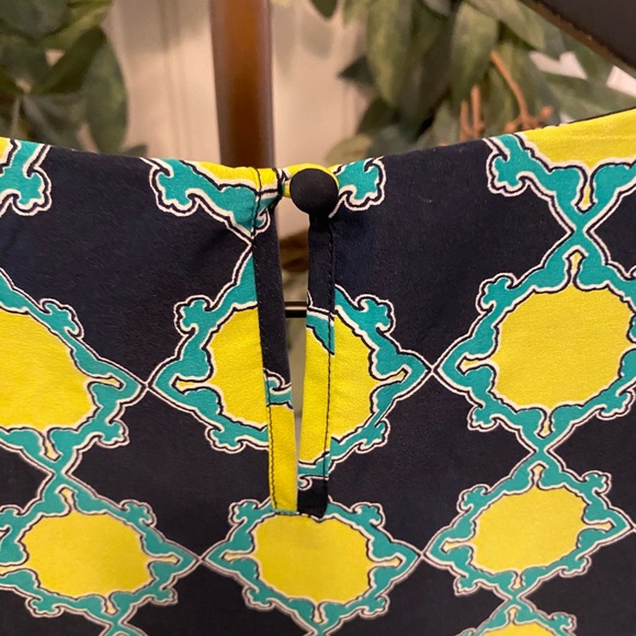 Banana Republic Colorful Geometric Print Sleeveless Top M - Picture 6 of 7